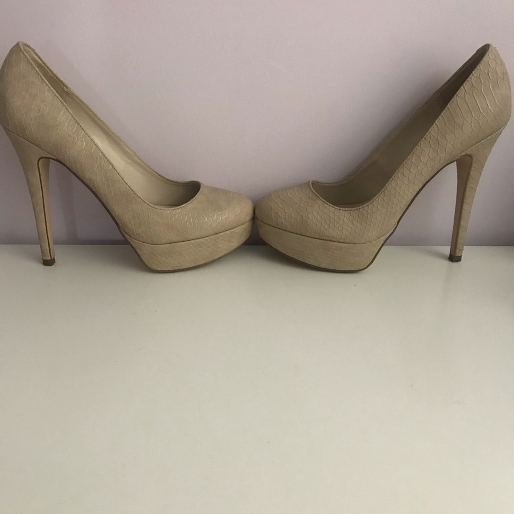 ALDO heels - Picture 4 of 5